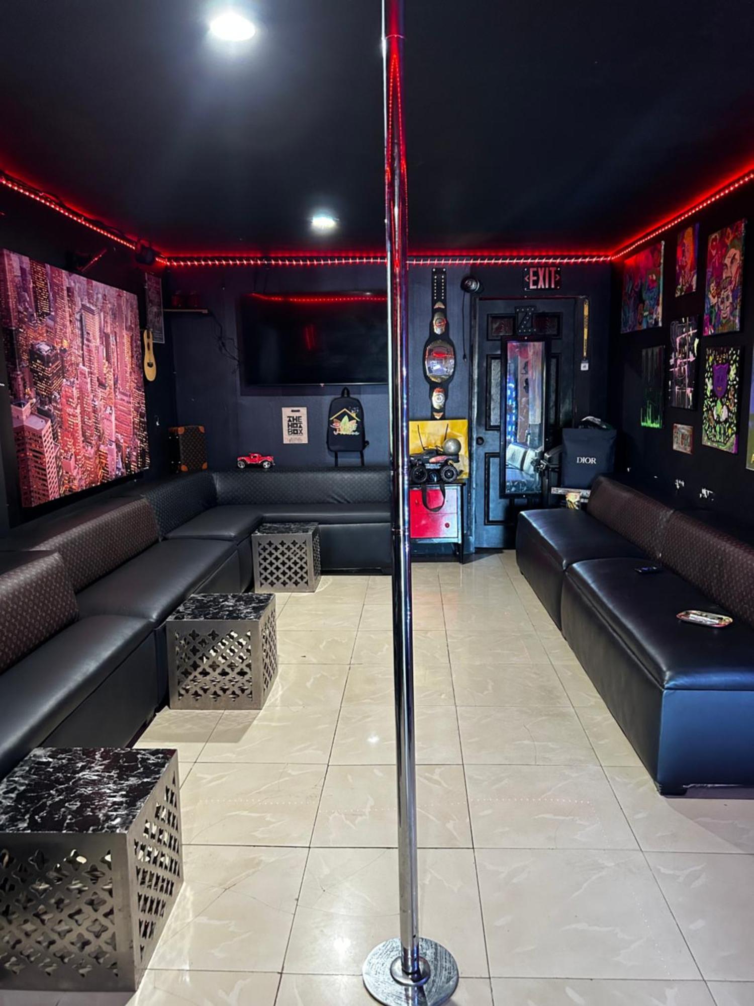 Privatunterkunft The Black Door Miami